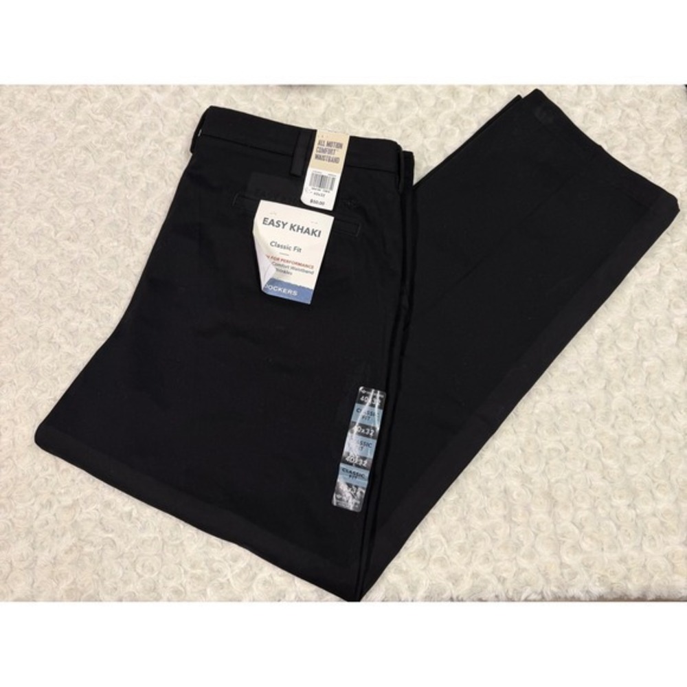 Dockers Mens 40x32 Easy Khaki Classic Fit Black All Motion Comfort Stretch Pants